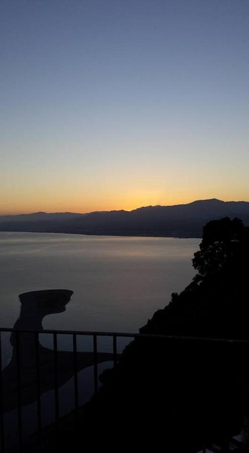 L'Ulivo In Villa Greco Tindari Eksteriør billede