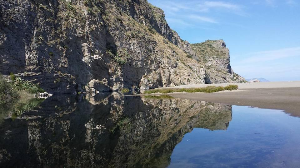 L'Ulivo In Villa Greco Tindari Eksteriør billede
